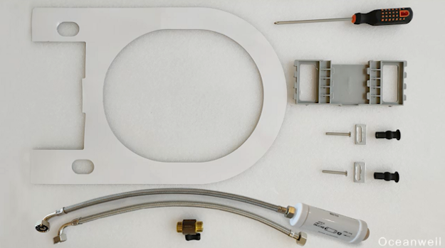 D‑shape smart bidet toilet seat